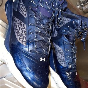 Under armour shoes size 9